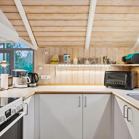 بيت للعطل Family-friendly And Well-maintained With Sauna And Ev Charger Near Gjerrild *