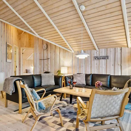 Family-friendly And Well-maintained With Sauna And Ev Charger Near Gjerrild Grenå