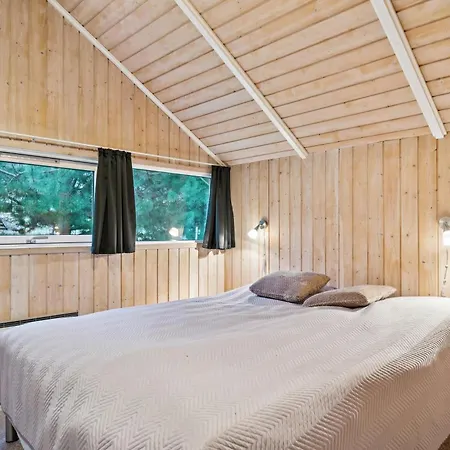 Family-friendly And Well-maintained With Sauna And Ev Charger Near Gjerrild بيت للعطل *